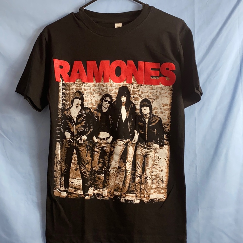 RAMONES T-shirt